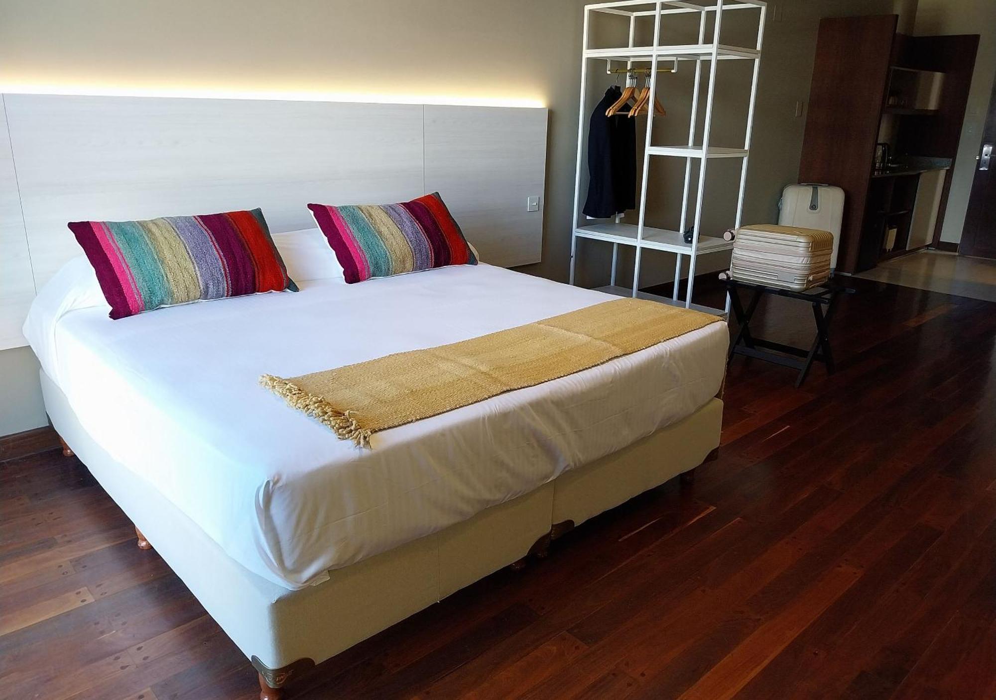 Roomie Salta By Dot Suites Экстерьер фото