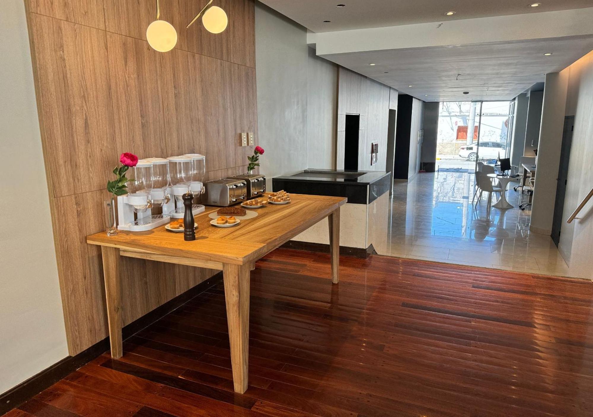 Roomie Salta By Dot Suites Экстерьер фото